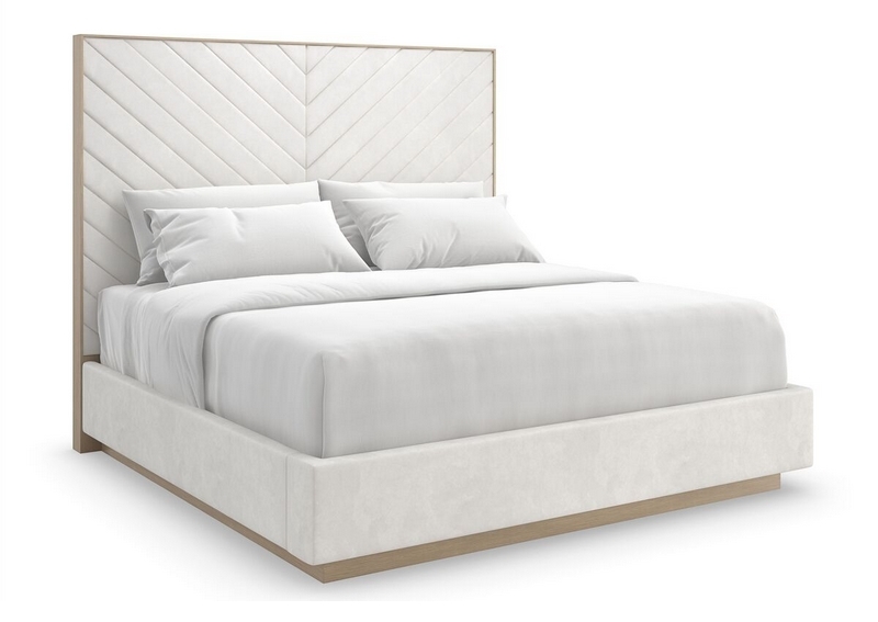 Caracole Philippines Meet U In The Middle Ame. Queen (Ivory Velvet)